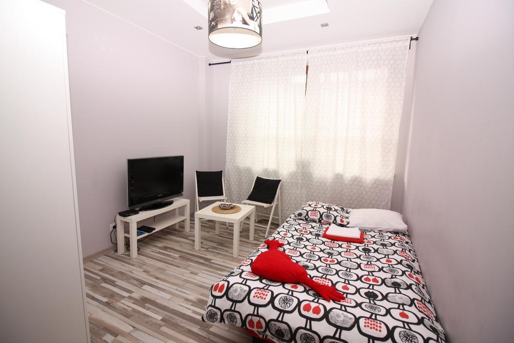 Red Apartament Lodz  Exterior photo